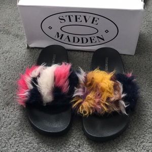 Steve Madden Softey Slides